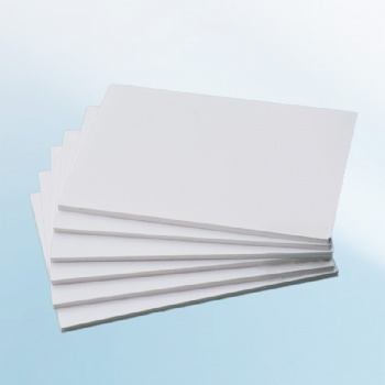 White Paper-Faced Foam Board for Poster Mounting